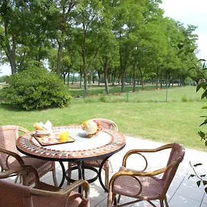 Apartment Club Mmv Le Domaine Du, Chateauneuf-sur-Isere